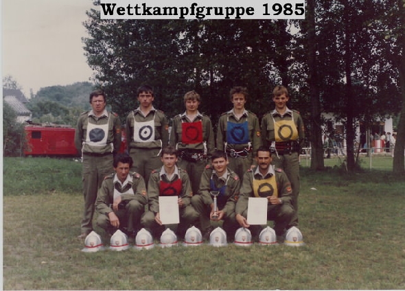 http://www.jormannsdorf.at/ff/bildergalerie/cache/vs_1985-1993%20Wettkampfgruppe_wettkampf001.jpg