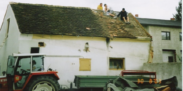 http://www.jormannsdorf.at/ff/bildergalerie/cache/vs_1987-1996-2003%20Umbauarbeiten%20Feuerwehrhaus_umbau002.jpg