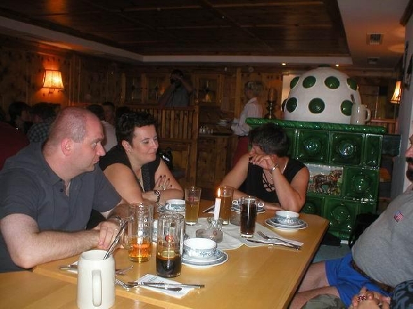 http://www.jormannsdorf.at/ff/bildergalerie/cache/vs_2003%20Feuerwehrausflug_feuerwehrausflug007.jpg