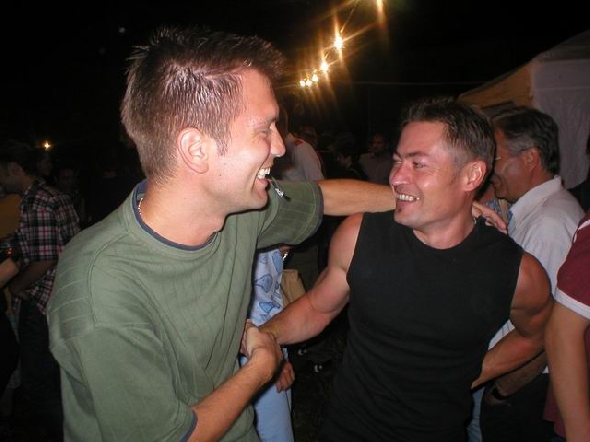 http://www.jormannsdorf.at/ff/bildergalerie/cache/vs_2003%20Hengstbrunnenfest_fest045.jpg