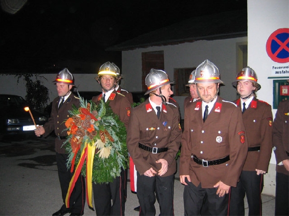 http://www.jormannsdorf.at/ff/bildergalerie/cache/vs_2004%20Allerheiligenfeier_allerheiligenfeier001.jpg