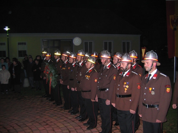 http://www.jormannsdorf.at/ff/bildergalerie/cache/vs_2004%20Allerheiligenfeier_allerheiligenfeier006.jpg
