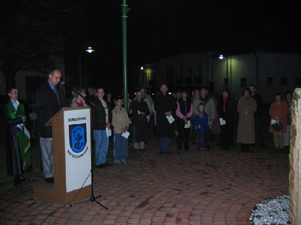 http://www.jormannsdorf.at/ff/bildergalerie/cache/vs_2004%20Allerheiligenfeier_allerheiligenfeier008.jpg
