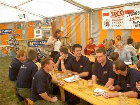 http://www.jormannsdorf.at/ff/bildergalerie/cache/vs_2004%20Pfingsfest%20Aschau_pfingstfest012.jpg