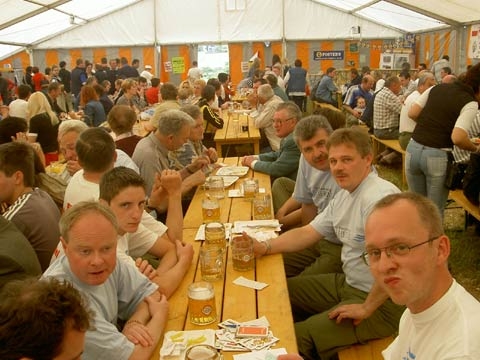 http://www.jormannsdorf.at/ff/bildergalerie/cache/vs_2004%20Pfingsfest%20Aschau_pfingstfest016.jpg