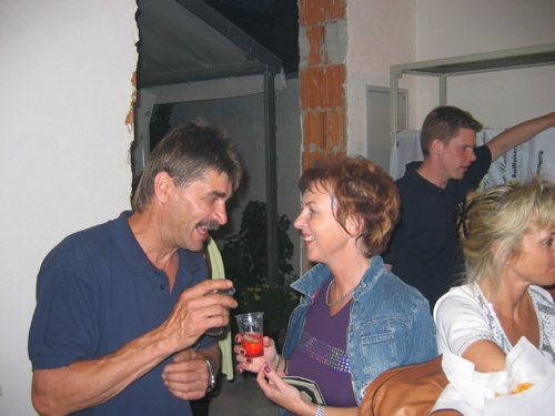 http://www.jormannsdorf.at/ff/bildergalerie/cache/vs_2005%20Daemmerschoppen%20FF%20Jormannsdorf_fest032.jpg
