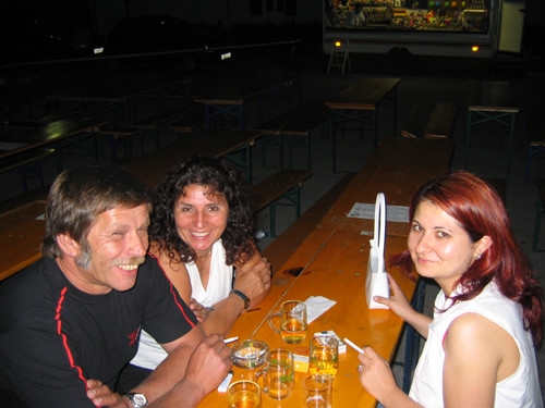 http://www.jormannsdorf.at/ff/bildergalerie/cache/vs_2005%20Daemmerschoppen%20FF%20Jormannsdorf_fest048.jpg