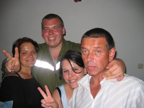 http://www.jormannsdorf.at/ff/bildergalerie/cache/vs_2005%20Daemmerschoppen%20FF%20Jormannsdorf_fest053.jpg