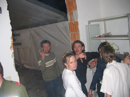 http://www.jormannsdorf.at/ff/bildergalerie/cache/vs_2005%20Daemmerschoppen%20FF%20Jormannsdorf_fest056.jpg