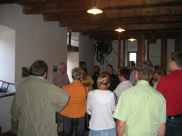 http://www.jormannsdorf.at/ff/bildergalerie/cache/vs_2006%20Feuerwehrausflug_IMG_3787.JPG