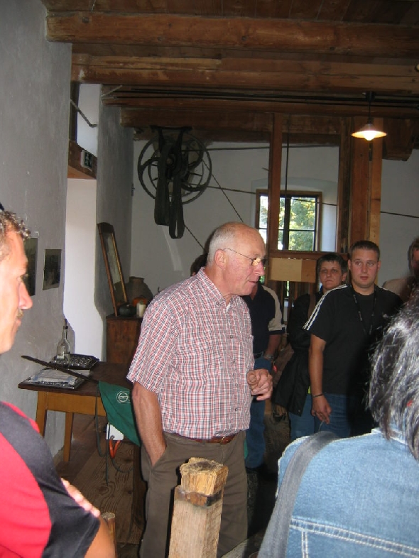 http://www.jormannsdorf.at/ff/bildergalerie/cache/vs_2006%20Feuerwehrausflug_IMG_3788.JPG