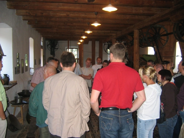 http://www.jormannsdorf.at/ff/bildergalerie/cache/vs_2006%20Feuerwehrausflug_IMG_3791.JPG