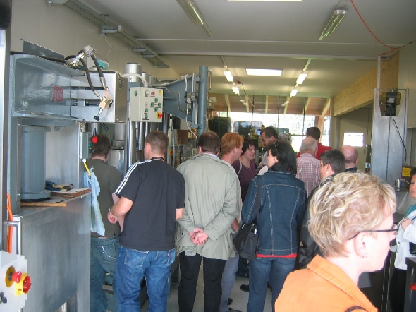 http://www.jormannsdorf.at/ff/bildergalerie/cache/vs_2006%20Feuerwehrausflug_IMG_3795.JPG