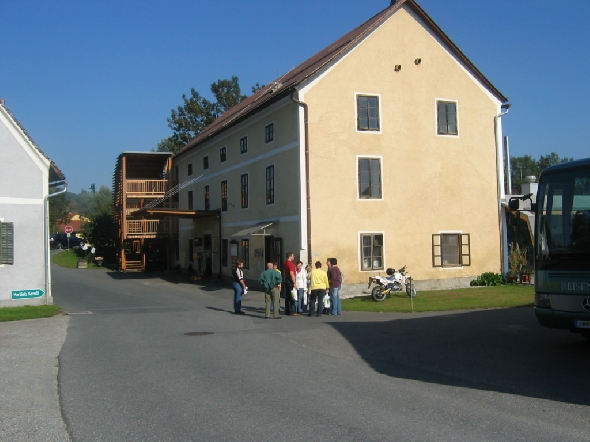 http://www.jormannsdorf.at/ff/bildergalerie/cache/vs_2006%20Feuerwehrausflug_IMG_3800.JPG