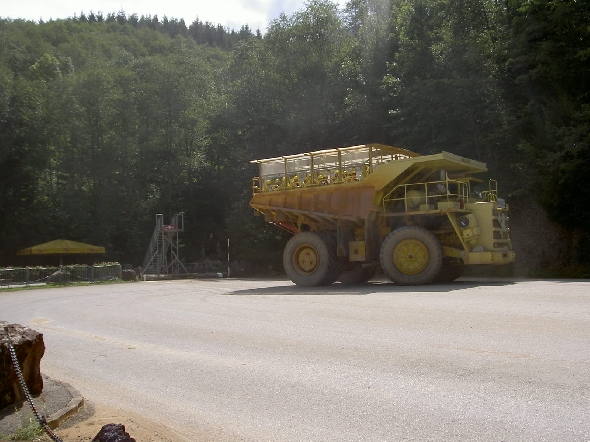 http://www.jormannsdorf.at/ff/bildergalerie/cache/vs_2007_08_25%20Feuerwehrausflug_PICT1823.JPG