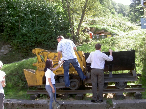 http://www.jormannsdorf.at/ff/bildergalerie/cache/vs_2007_08_25%20Feuerwehrausflug_PICT1848.JPG