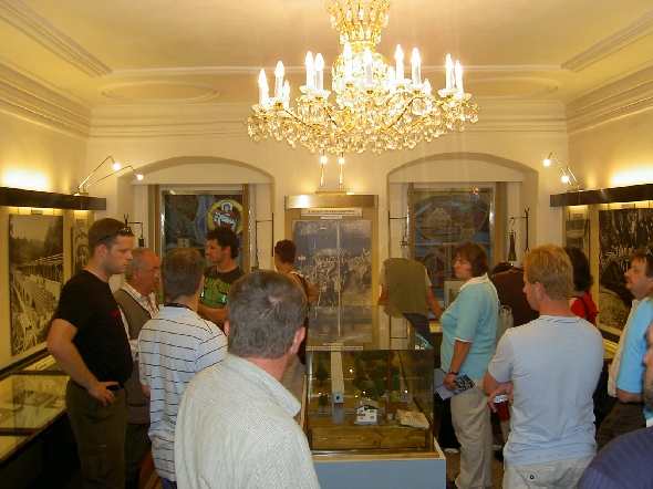 http://www.jormannsdorf.at/ff/bildergalerie/cache/vs_2007_08_25%20Feuerwehrausflug_PICT1865.JPG