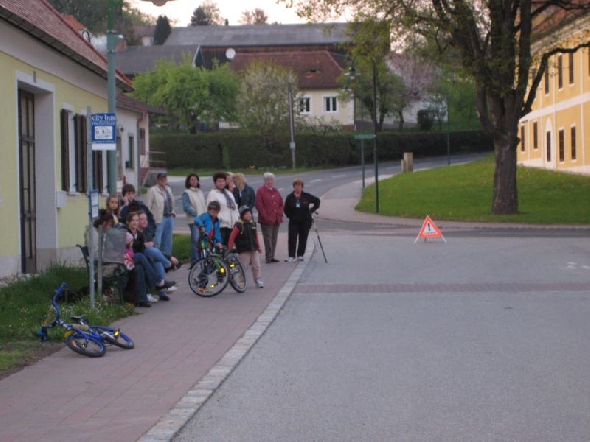 http://www.jormannsdorf.at/ff/bildergalerie/cache/vs_2008_04_26%20Maibaum_CANON%20126.jpg