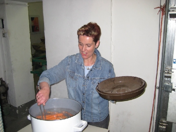 http://www.jormannsdorf.at/ff/bildergalerie/cache/vs_2008_04_26%20Maibaum_CANON%20152.jpg
