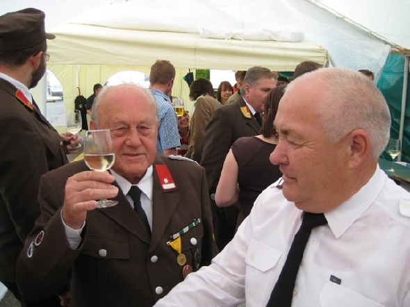 http://www.jormannsdorf.at/ff/bildergalerie/cache/vs_2008_06_08%20Rohrbach%20Fahrzeugweihe_IMG_1689.jpg