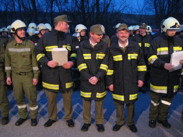 http://www.jormannsdorf.at/ff/bildergalerie/cache/vs_2009_03_27%20ATS%20Leistungspr_fung_FF%20101.jpg
