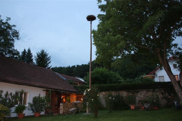 http://www.jormannsdorf.at/ff/bildergalerie/cache/vs_2009_07_15%20Batthyany%20Keller%20Storchennest_IMG_1540.jpg