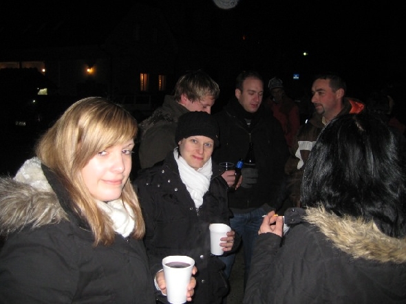 http://www.jormannsdorf.at/ff/bildergalerie/cache/vs_2009_12_31%20Silvester_Photos%20048.jpg