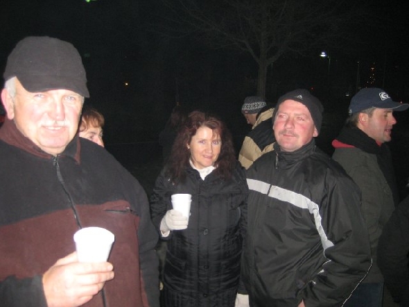 http://www.jormannsdorf.at/ff/bildergalerie/cache/vs_2009_12_31%20Silvester_Photos%20062.jpg