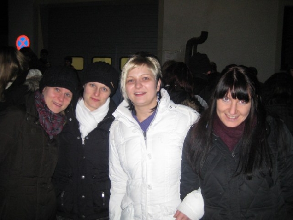 http://www.jormannsdorf.at/ff/bildergalerie/cache/vs_2009_12_31%20Silvester_Photos%20098.jpg
