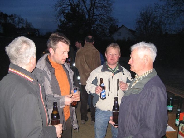 http://www.jormannsdorf.at/ff/bildergalerie/cache/vs_2010_04_03%20Osterfeuer_Photos%20020.jpg