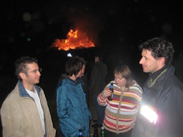 http://www.jormannsdorf.at/ff/bildergalerie/cache/vs_2010_04_03%20Osterfeuer_Photos%20055.jpg