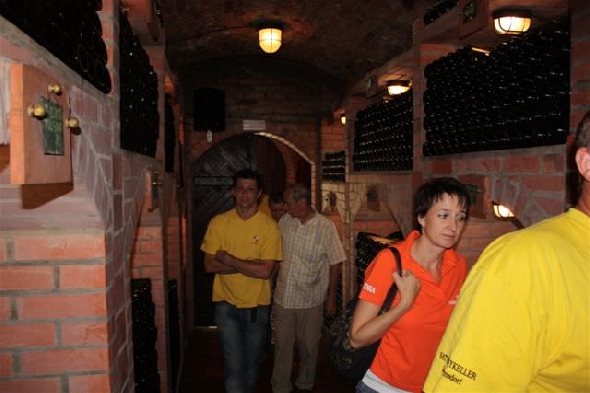 http://www.jormannsdorf.at/ff/bildergalerie/cache/vs_2010_08_21%20Feuerwehr%20Ausflug_Foto%201%20071.jpg