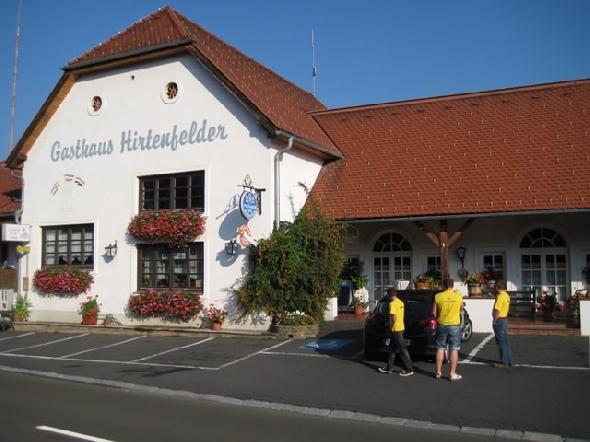 http://www.jormannsdorf.at/ff/bildergalerie/cache/vs_2010_08_21%20Feuerwehr%20Ausflug_Photos%20008.jpg