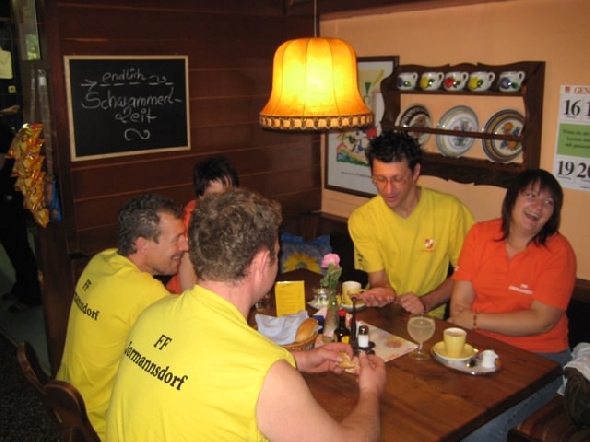http://www.jormannsdorf.at/ff/bildergalerie/cache/vs_2010_08_21%20Feuerwehr%20Ausflug_Photos%20011.jpg