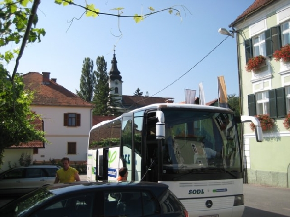 http://www.jormannsdorf.at/ff/bildergalerie/cache/vs_2010_08_21%20Feuerwehr%20Ausflug_Photos%20016.jpg