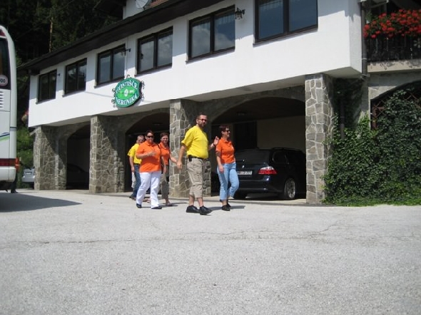 http://www.jormannsdorf.at/ff/bildergalerie/cache/vs_2010_08_21%20Feuerwehr%20Ausflug_Photos%20033.jpg