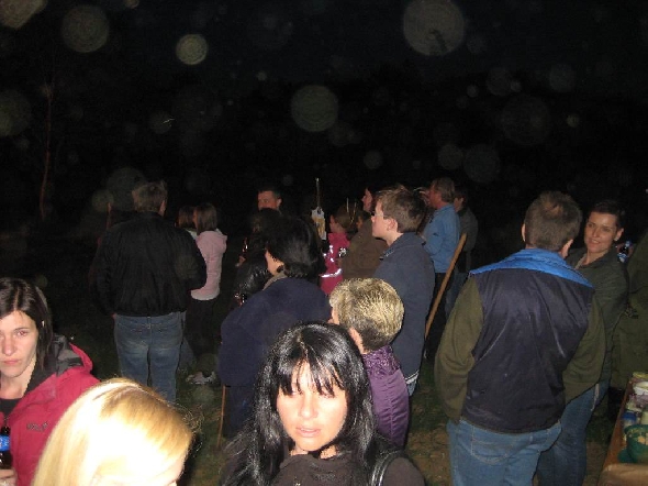 http://www.jormannsdorf.at/ff/bildergalerie/cache/vs_2011_04_23%20Osterfeuer_Div%20226.jpg