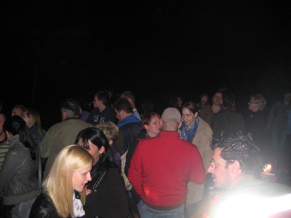 http://www.jormannsdorf.at/ff/bildergalerie/cache/vs_2011_04_23%20Osterfeuer_Div%20239.jpg