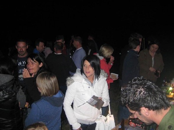 http://www.jormannsdorf.at/ff/bildergalerie/cache/vs_2011_04_23%20Osterfeuer_Div%20244.jpg