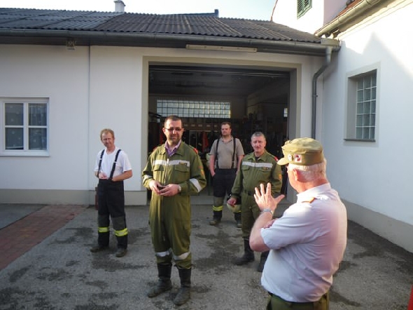 http://www.jormannsdorf.at/ff/bildergalerie/cache/vs_2011_05_21%20Inspizierung_IMGP0077.JPG