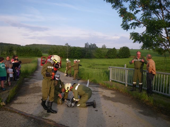 http://www.jormannsdorf.at/ff/bildergalerie/cache/vs_2011_05_21%20Inspizierung_IMGP0082.JPG
