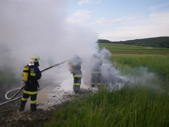 http://www.jormannsdorf.at/ff/bildergalerie/cache/vs_2011_05_21%20Inspizierung_IMGP0102.JPG