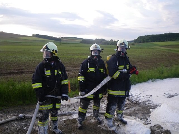 http://www.jormannsdorf.at/ff/bildergalerie/cache/vs_2011_05_21%20Inspizierung_IMGP0117.JPG
