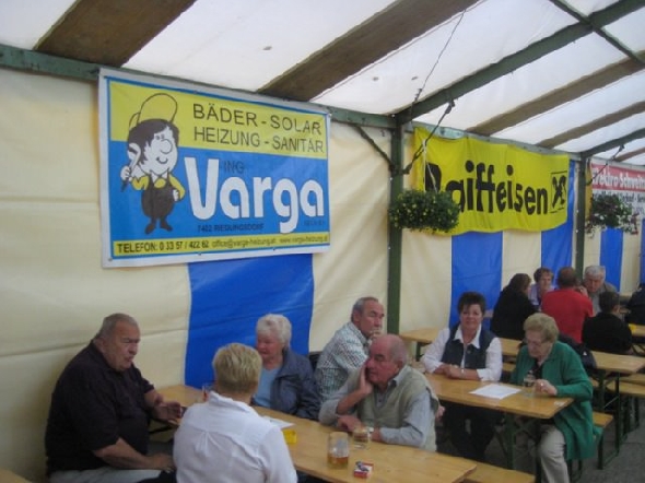 http://www.jormannsdorf.at/ff/bildergalerie/cache/vs_2011_06_25%20Daemmerschoppen%20Jormannsdorf_IMG_5769.jpg