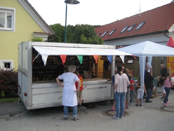 http://www.jormannsdorf.at/ff/bildergalerie/cache/vs_2011_06_25%20Daemmerschoppen%20Jormannsdorf_IMG_5782.jpg