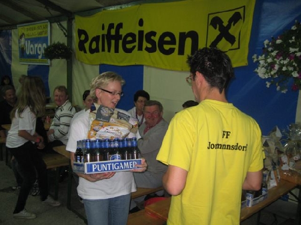 http://www.jormannsdorf.at/ff/bildergalerie/cache/vs_2011_06_25%20Daemmerschoppen%20Jormannsdorf_IMG_5845.jpg