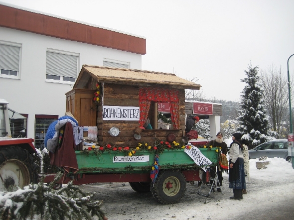 http://www.jormannsdorf.at/ff/bildergalerie/cache/vs_2014_02_01%20Blochziehen_IMG_9068.JPG