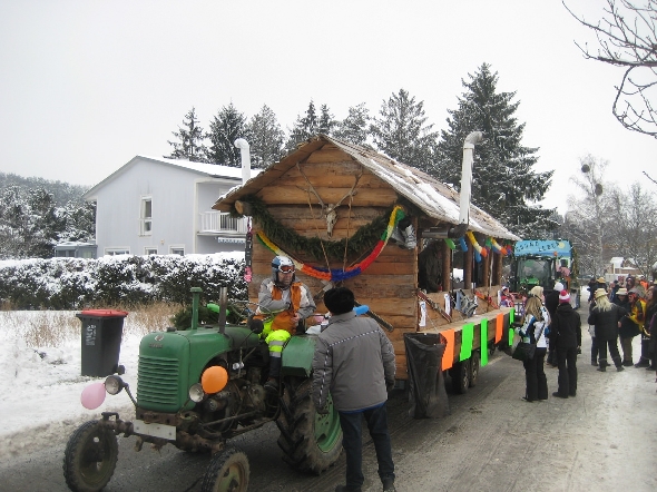 http://www.jormannsdorf.at/ff/bildergalerie/cache/vs_2014_02_01%20Blochziehen_IMG_9075.JPG