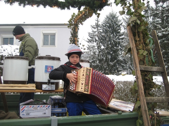 http://www.jormannsdorf.at/ff/bildergalerie/cache/vs_2014_02_01%20Blochziehen_IMG_9077.JPG