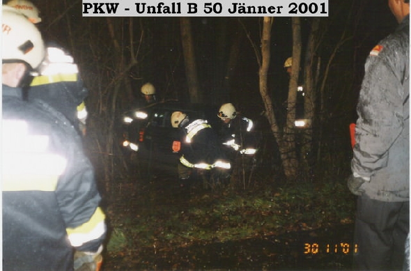 http://www.jormannsdorf.at/ff/einsaetze/cache/vs_2001%20Unfall%20B%2050_einsaetze004.jpg